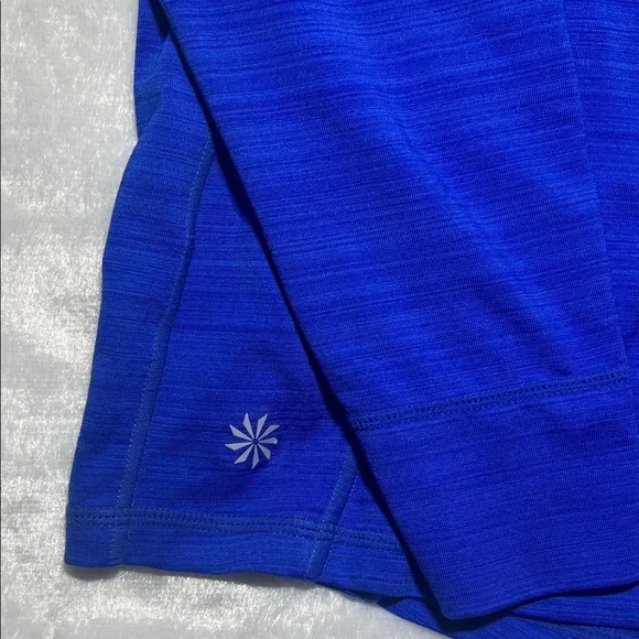 Athleta Women's Vibrant Blue Long Sleeve Top - Picture 4 of 7